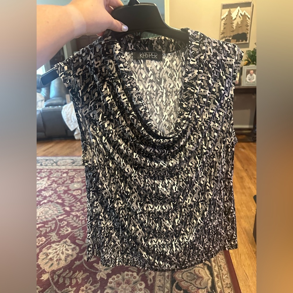 Kasper Women’s Abstract Art to Wear Draped Neck Career Wear Blouse Size XL